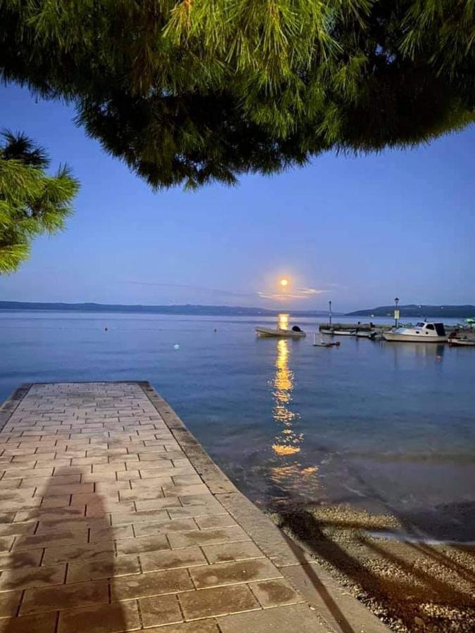 Apartman Laura Galileo Blizu Centra I Plaze Makarska Buitenkant foto